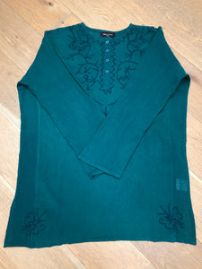 Long sleeves - wear rolled up when the weather's warm Round neck with button placket fastening Self coloured embroidery on the front & back Tie Dye - all slightly different due to hand dye techniques 100% Cotton crepe (cheesecloth) Actual measurements:- Chest approx 44-46”; Back length approx 27-28”; Underarm sleeve approx 17” Cool hand wash - dry out of direct sunlight