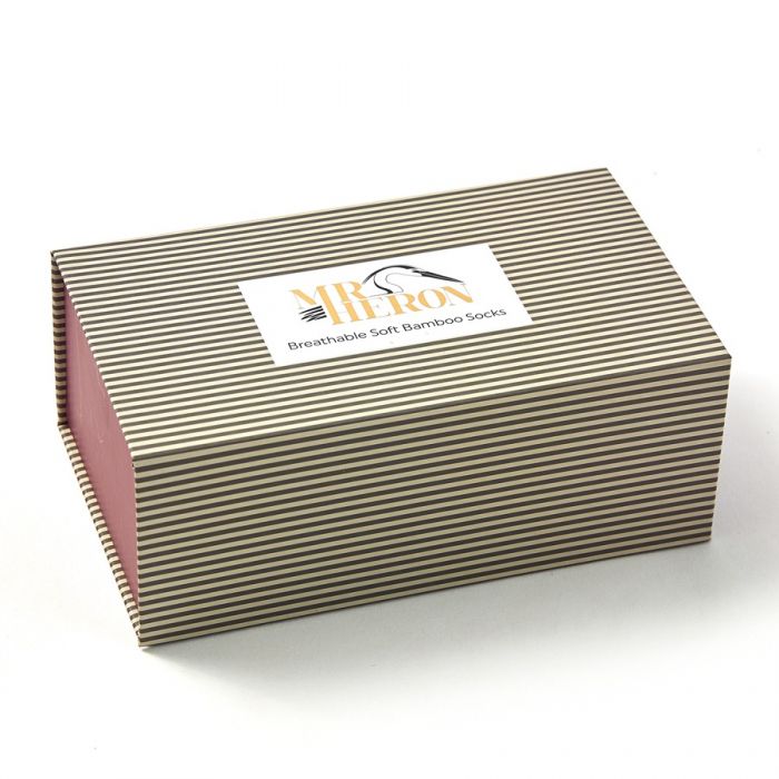 Three pairs of super soft Bamboo Socks in a fabulous gift box. Mr Heron - Stripes – fits shoe size 8-11 54% Bamboo 22% Cotton 16% Polyester 6% Nylon 2% Elastane